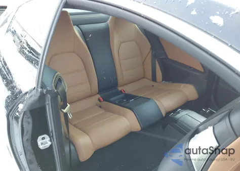 2016 Mercedes-Benz E 400 4Matic z USA, uszkodzony, nr VIN WDDKJ6HBXGF333768